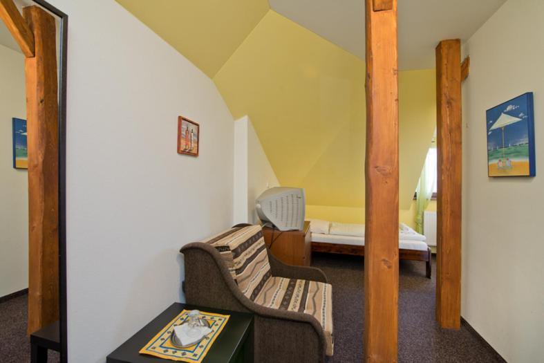 Hotel U Zlatého býka Písek Camera foto