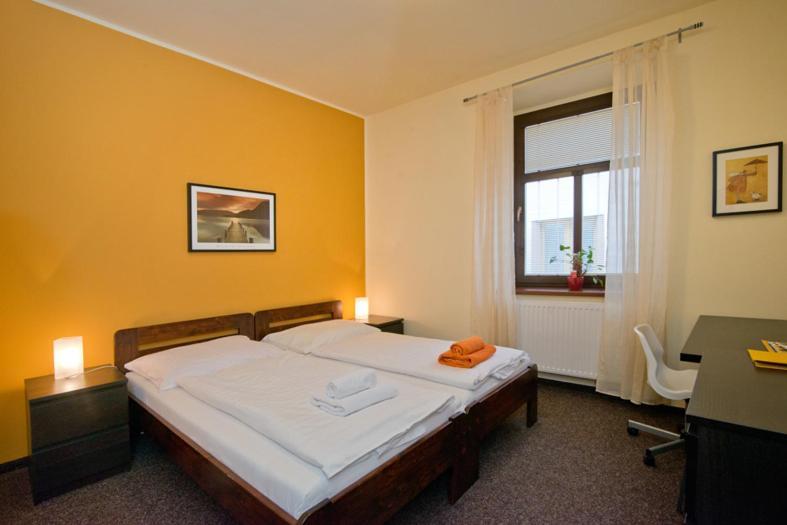 Hotel U Zlatého býka Písek Camera foto